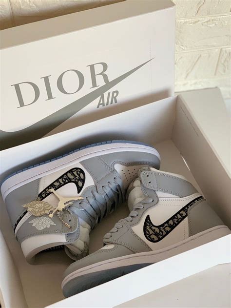 nike jordan ft dior|Dior jordan 1 kids.